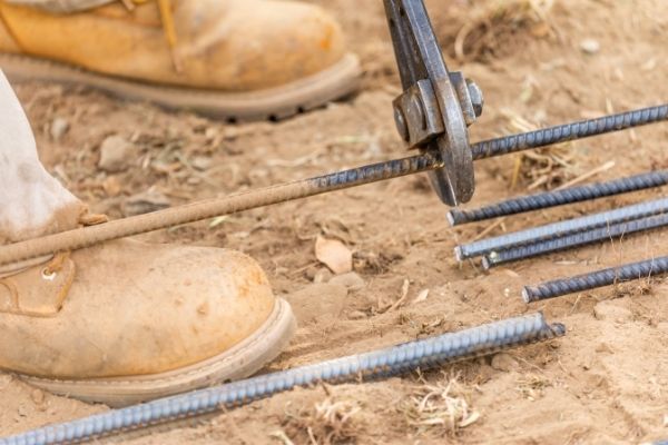 cut rebar by hand